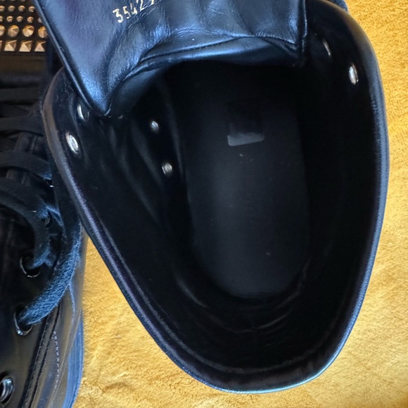 Authentic Gucci boots - Picture 4 of 5